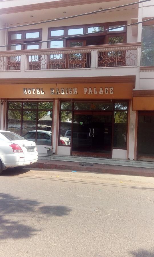 Hotel Harish Palace Agra  Exteriör bild