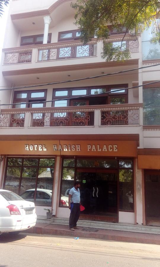 Hotel Harish Palace Agra  Exteriör bild