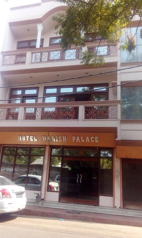 Hotel Harish Palace Agra  Exteriör bild